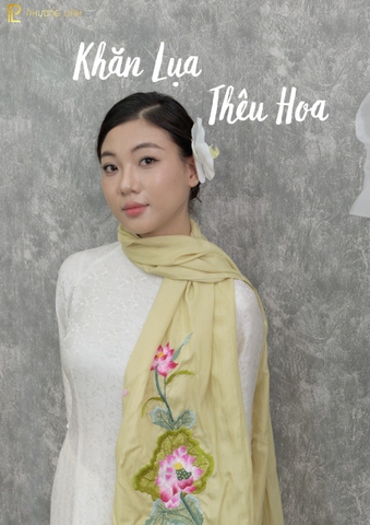 KHĂN LỤA HÀ ĐÔNG THÊU TAY THỦ CÔNG - HOA SEN