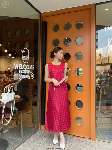 VÁY LỤA SUÔNG GIỌT LỆ CHẤM BI ĐỎ TÍA