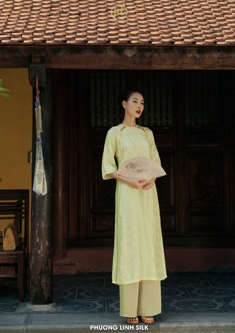 ÁO DÀI LỤA TƠ TẰM ỨNG TUỆ