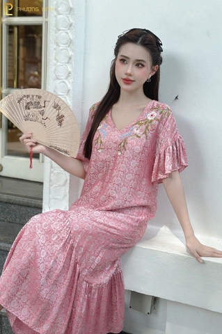 ĐẦM LỤA DIÊU LINH- HỒNG