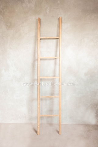 Thang treo khăn tắm