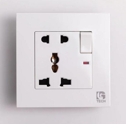 Ổ điện 5 chấu LG-F21-021 có công tắc điều khiển ổ cắm