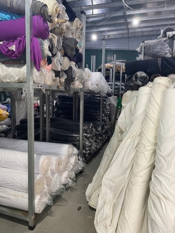 1 tấn vải dệt kim thanh lý.