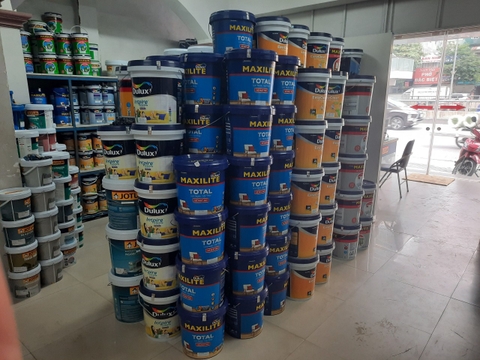    Sơn nước Dulux - Sang trọng, tiện lợi, bền bỉ, an toàn. 