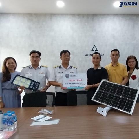 KITAWA đồng hành trao tặng 40 đèn năng lượng mặt trời 300W cho Lữ Đoàn 125