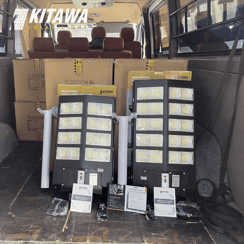 Kitawa giao 100 đèn liền thể năng lượng mặt trời 2 cánh thắp sáng trang trại ở Đồng Tháp