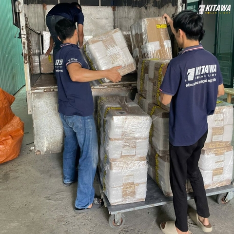 KITAWA bàn giao 100 đèn năng lượng mặt trời cho khu dân cư tại Bình Định
