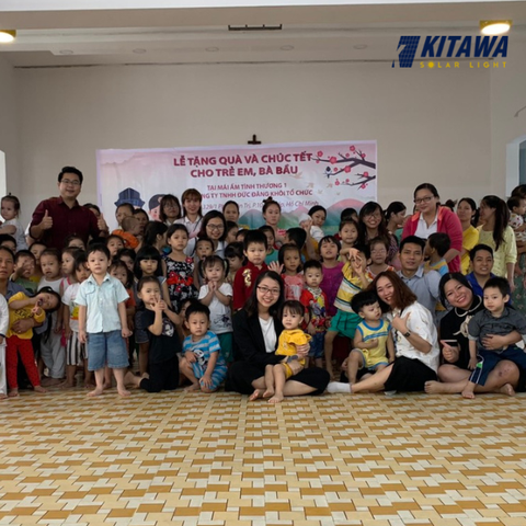 Kitawa tổ chức hoạt động từ thiện tại nhà tình thương chùa Diệu Pháp