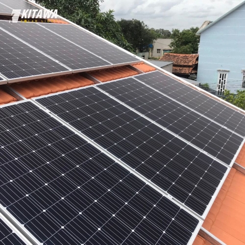 Lắp điện mặt trời áp mái 5kW cho gia đình anh Dũng ở Quận 7