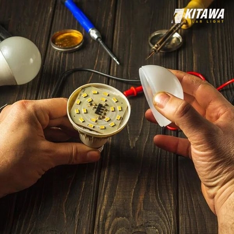 Cách sửa bóng đèn LED đơn giản, an toàn và đúng kỹ thuật