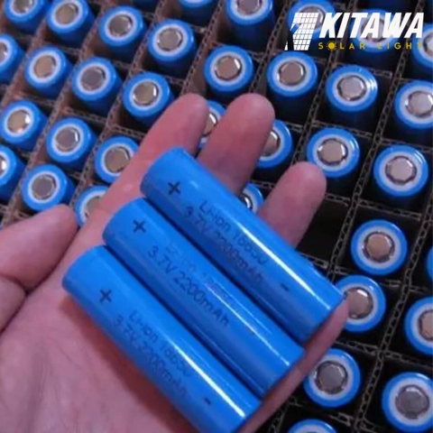 Ưu điểm vượt trội của pin lithium cho đèn năng lượng mặt trời