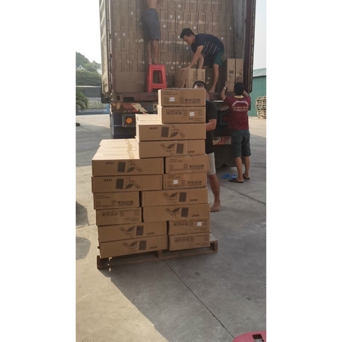 Vận Chuyển Đèn Năng Lượng Mặt Trời Từ TP.HCM Đi Đắk Nông