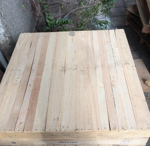 PALLET GỖ KHÍT MẶT 1M05 x 1M05