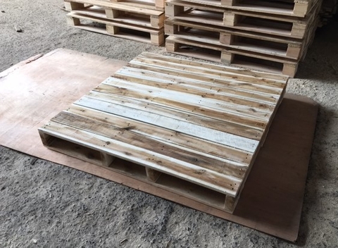 PALLET GỖ KHÍT MẶT LOẠI GỖ TRÀM MỚI