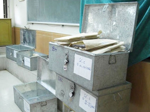 Thùng kiện sắt