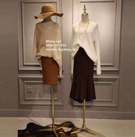 Manocanh nữ không tay, chóp mạ vàng, chân gang mạ vàng