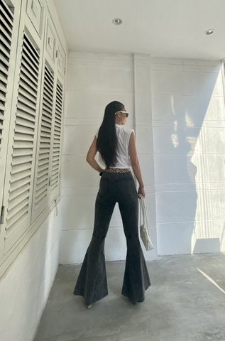 QUẦN JEANS ĐEN ỐNG LOE