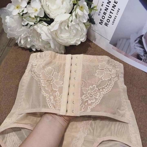 QUẦN GEN BỤNG DÁNG CHÉO MÓC CÀI TRƯỚC REN HOA