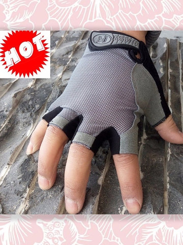 GĂNG TAY TẬP TẠ