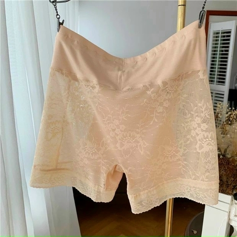 QUẦN MẶC TRONG VÁY SU REN HOA