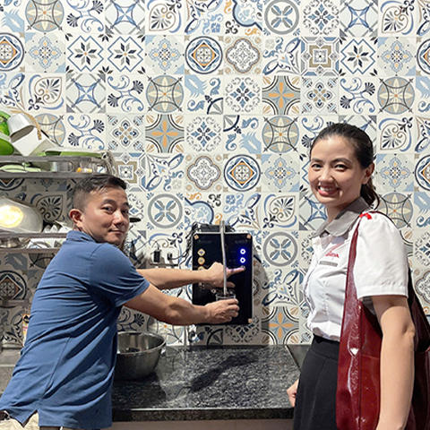 Lắp máy lọc nước cho khách hàng tại Miền Bắc