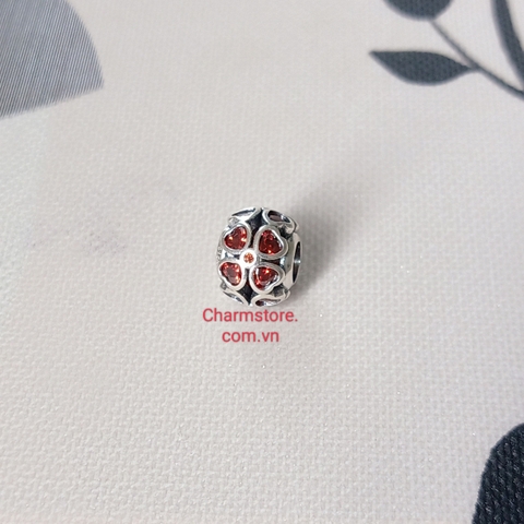 CHARM TRÒN CỎ 4 LÁ ĐÁ ĐỎ