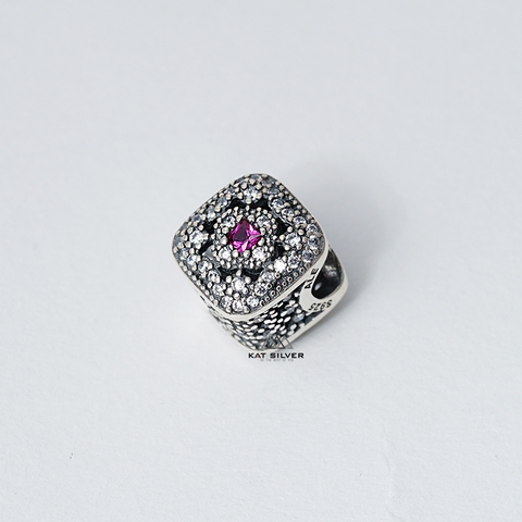 RADIANT VUÔNG NHÂN HỒNG SEN