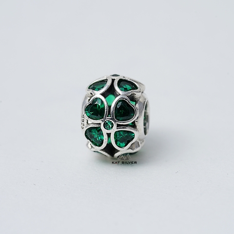 CHARM TRÒN CỎ 4 LÁ ĐÁ XANH LÁ