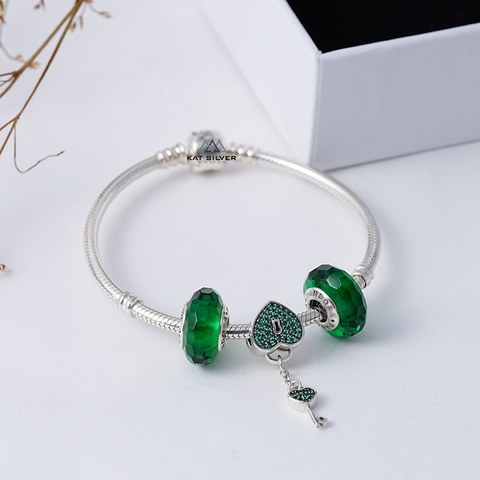 VÒNG CHARM TÌNH YÊU ĐÁ XL