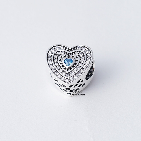 CHARM TIM ĐÁ TRẮNG NHÂN TIM XANH LƠ