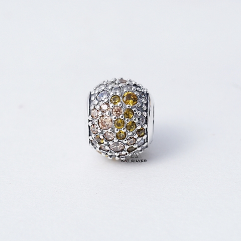 CHARM TRÒN ĐÁ TRẮNG ĐÁ VÀNG
