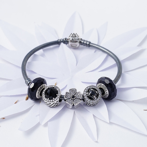VÒNG CHARM XI ĐEN MIX ĐÁ ĐEN