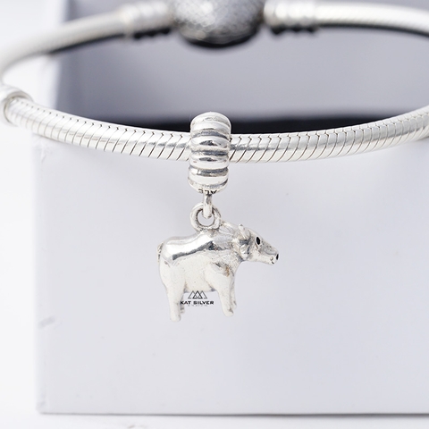 CHARM TREO CON TRÂU