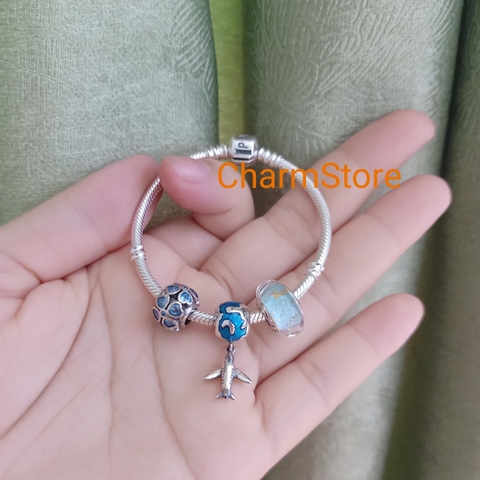 VÒNG CHARM MÁY BAY TRÁI ĐẤT XANH