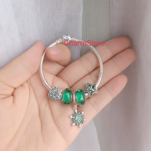 VÒNG CHARM CHIẾC LÁ LẪN ĐÁ XANH LÁ