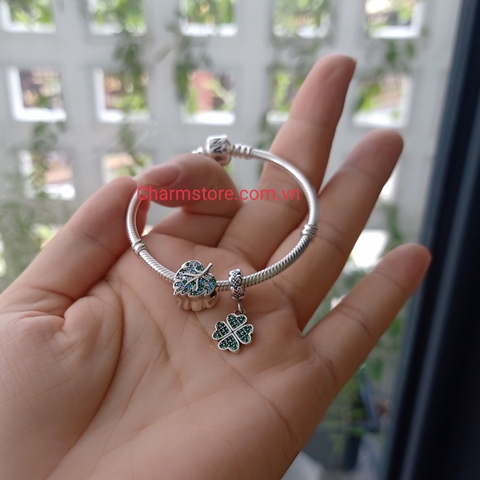 VÒNG CHARM MAY MẮN CHIẾC LÁ ĐÁ XL