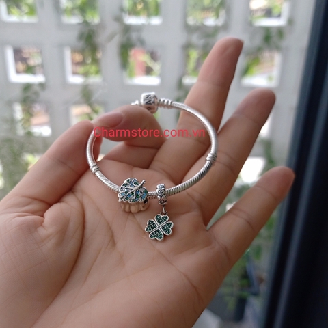 VÒNG CHARM MAY MẮN CHIẾC LÁ ĐÁ XL