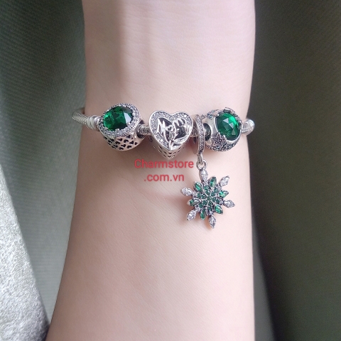 VÒNG TAY " TIM MOM" MIX TUYẾT XANH LÁ