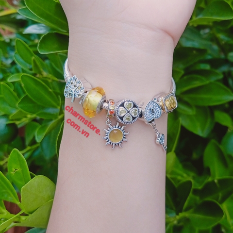 VÒNG CHARM " CHẠY VỀ PHÍA ANH - TRÁI TIM ẤM NỒNG " "