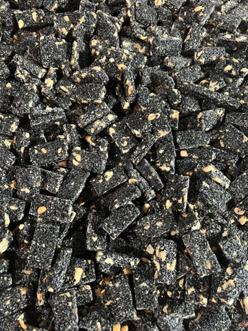 Kẹo mè/vừng đen hạt thuần chủng 500 gr