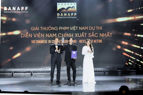 Cúp Độc Quyền “thổi hồn Việt” vào chiếc cúp danh giá của Liên hoan phim châu Á Đà Nẵng lần 3