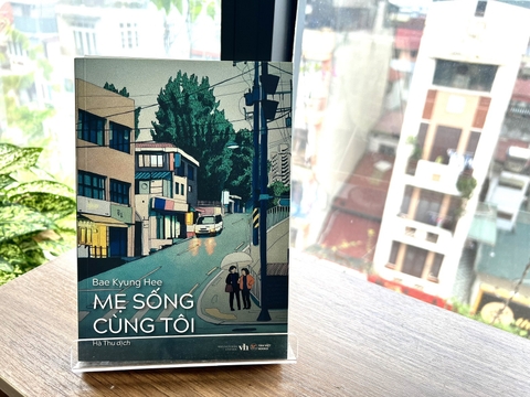 Con gái luôn cần có mẹ