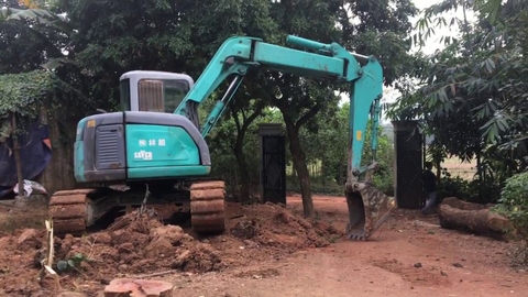 Chia sẻ kinh nghiệm chọn máy xúc đã qua sử dụng