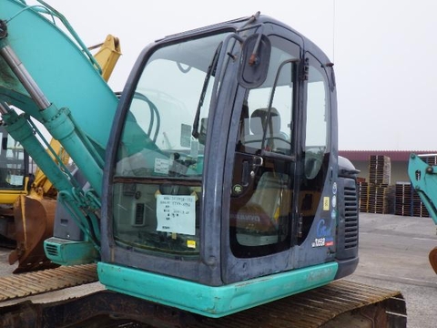 KOBELCO SK135SR-1ES (2006)