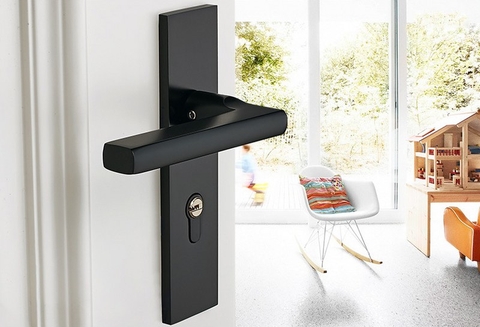 Khóa cửa tay nắm ngang Cobe (nổi tiếng) - Hàng nhập khẩu chất lượng rất cao - Màu đen L5909