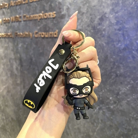Móc Khóa Catwoman Tóc nâu siêu đẹp . Dây móc dài : 10cm - Mô Hình Cao : 6cm - Nặng 50gram - SKU: moc271c - (Vat: MK001) - K75-T1-S9