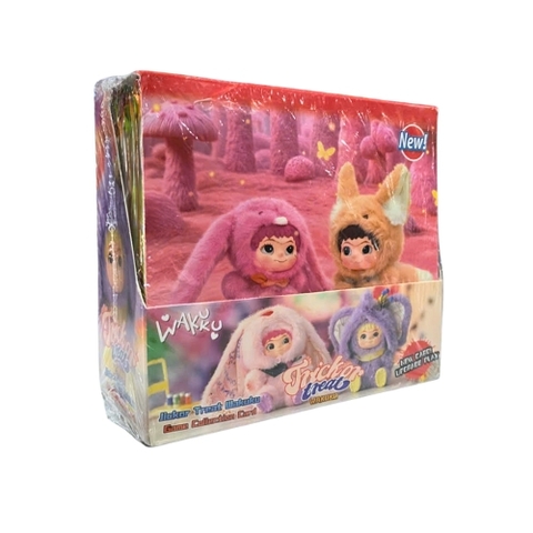 Pack anime Wakuku xanh & hồng ( 32 Pack 1 hộp - 1 Pack có 7 thẻ ) - dài 13.5cm - cao 12.5cm - Hộp màu - K30-T2-S2
