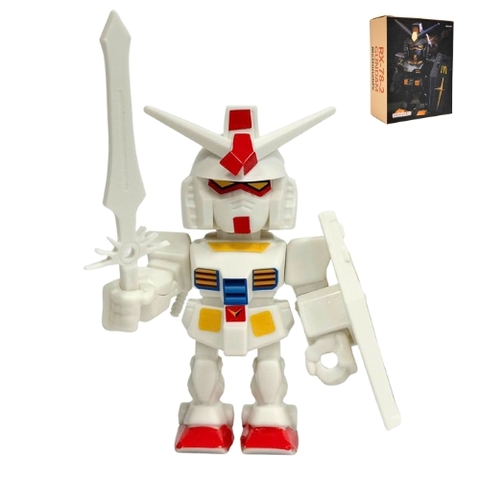 Mô Hình Gundam dáng đứng màu trắng . Cao 8.5cm , nặng 100gram - sku : mm11b
