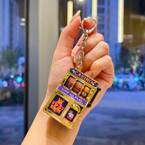 Móc Khóa Máy Quay Thưởng Màu vàng  777 . Dài 11cm , Rộng 3.5cm - Nặng 50gram - SKU : moc284f K76-T6-S10