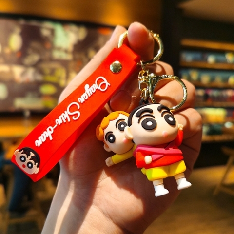 Móc Khóa Em Bé Trai Cõng Hima . Dây móc dài : 10cm - Mô Hình Cao : 6cm - Nặng 50gram - SKU: moc268a - (Vat: MK001) - K76-T6-S9